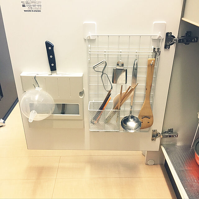 台所をスッキリ収納する方法 100均グッズやdiyで問題解決 Macaroni